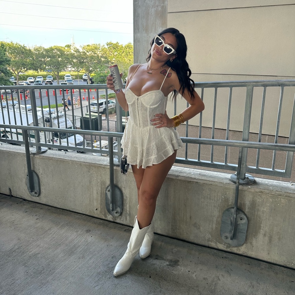 Miss Lola White Lace Aplique Romper Dress